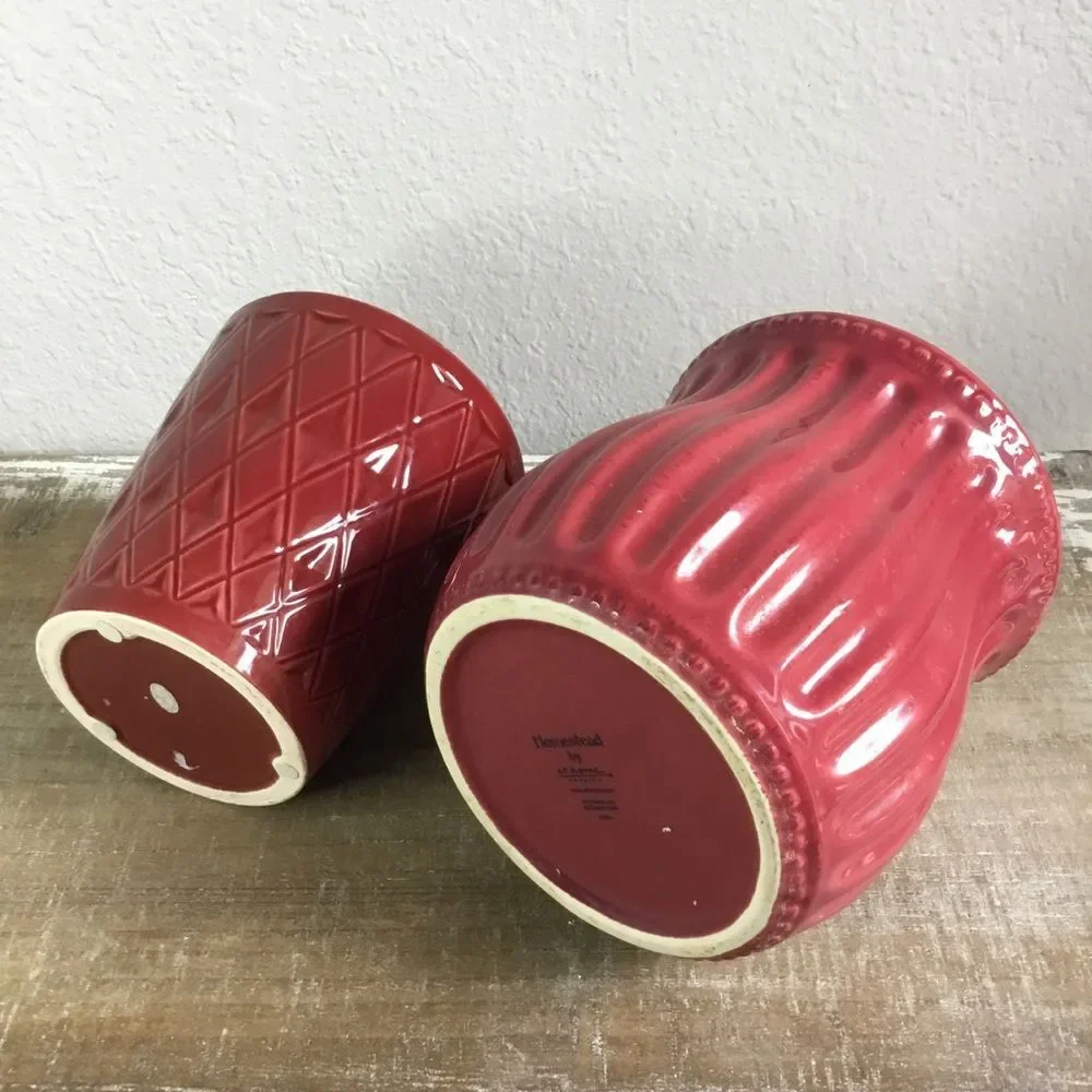 Planter bundle - two dark red planters one hobnail other geometric diamond pot